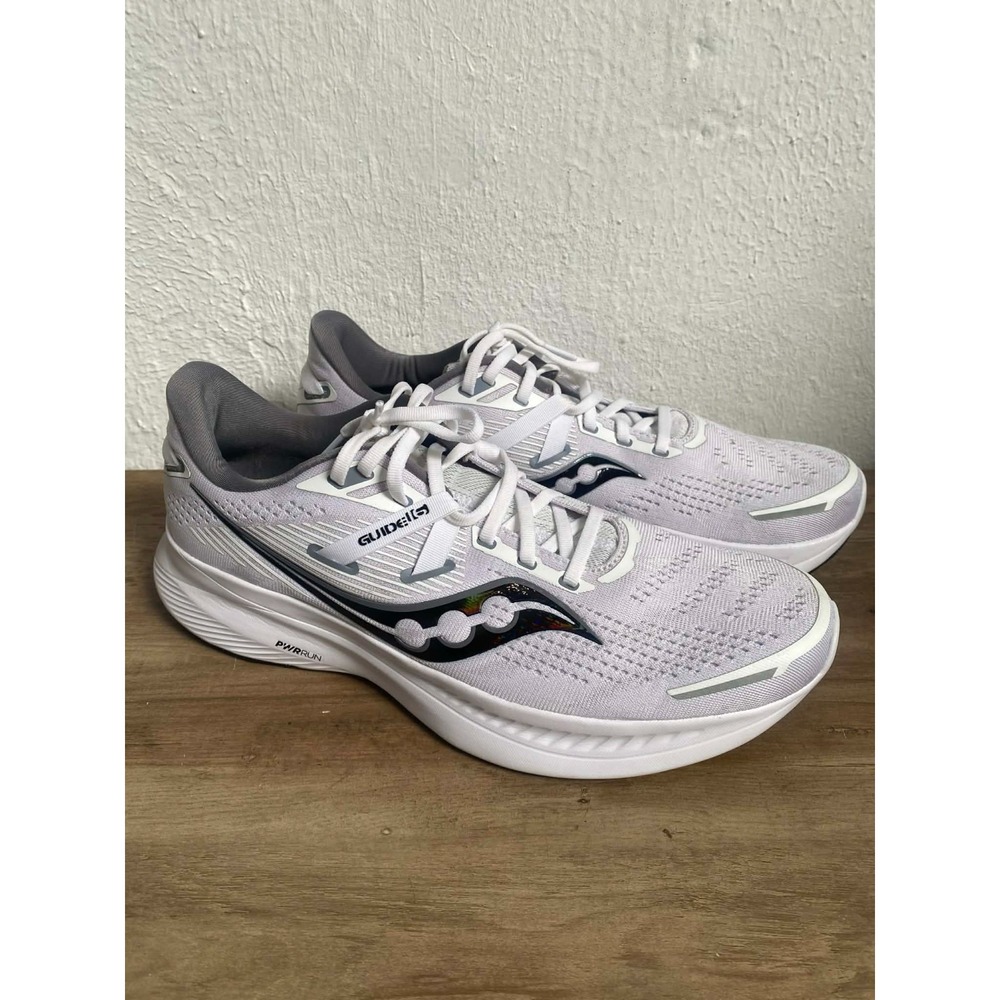 Size 11 - Saucony Guide 16 White Black Running Shoes Lace-up Men